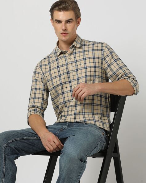 #NETPLAY - Men Checked Slim Fit Shirt with Patch Pocket