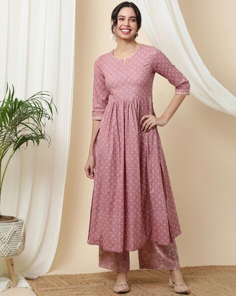 #KIMAYRA - Women Printed Straight Kurta Set