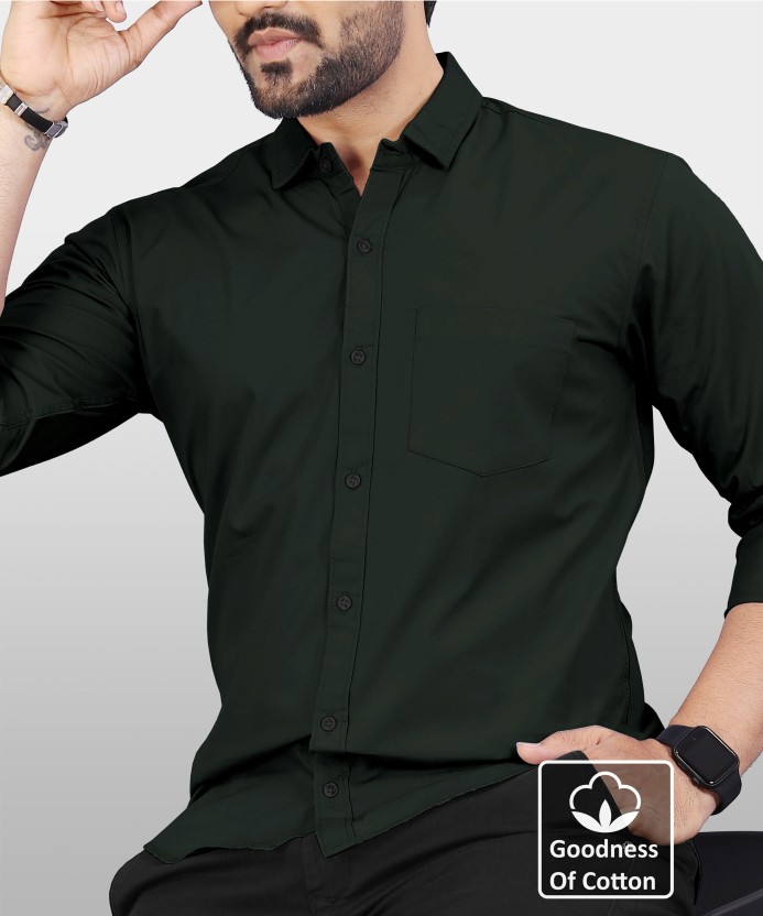 Men Regular Fit Solid Spread Collar Casual Shirt