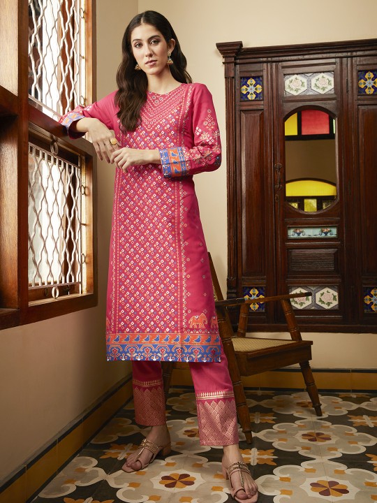 Anouk - Women Magenta & Blue Ethnic Motifs Printed Kurta