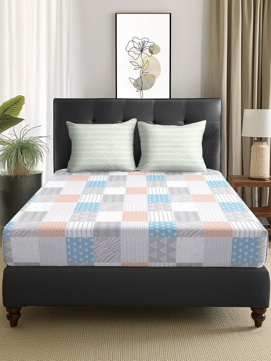 Story@home - Arena Peach & White Geometric Microfiber 180TC Queen Bedsheet & 2 Pillow Covers