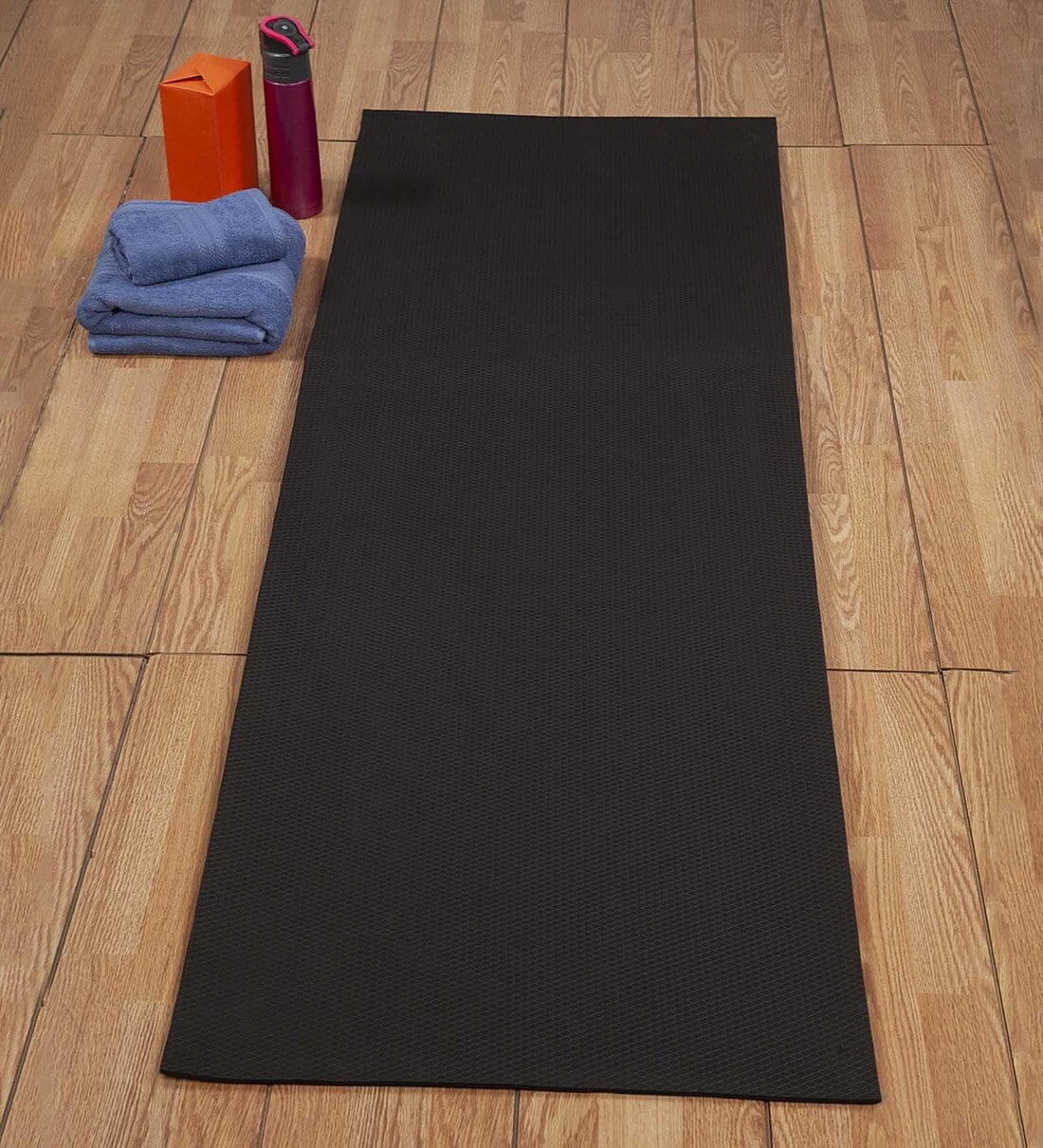 Black Rubber Foldable Anti Skid 5 ft x 2 ft Yoga Mat,Share By Hosta Homes